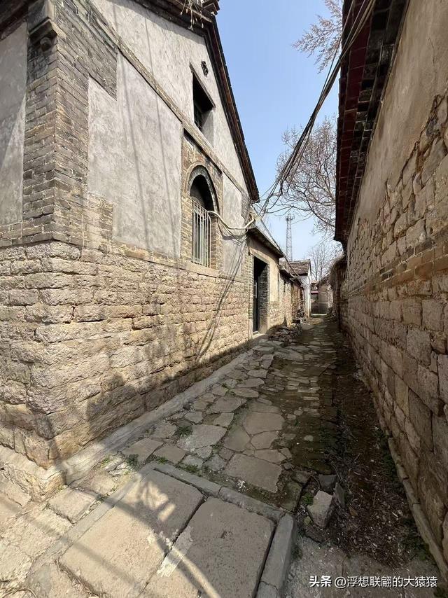 博山石马乡的中石马，留有众多古宅和古庙、古槐