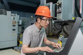 听完4个机械专业毕业生的情况，就明白该不该从事本专业工作图片