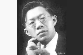 清末第一学霸：获得13个博士学位，精通9种语言，喜欢闻女性的脚图片