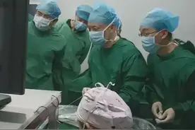 飞刀医生几千元的专家费，算不算腐败？图片