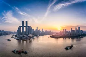 其实重庆在1997年直辖之前的地位一直都是高于成都和广州等城市的图片