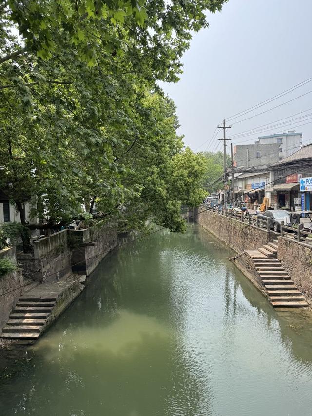 杭州有条老街，可以瞬间穿越回30年前？