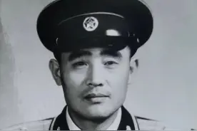 军教片《奇袭武陵桥》诞生记 万岁军首长罗坤山和刘海清演正副师长图片