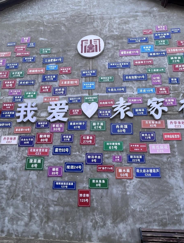 别只盯着不夜城！清明去西安，早上5点半的大雁塔才是真长安