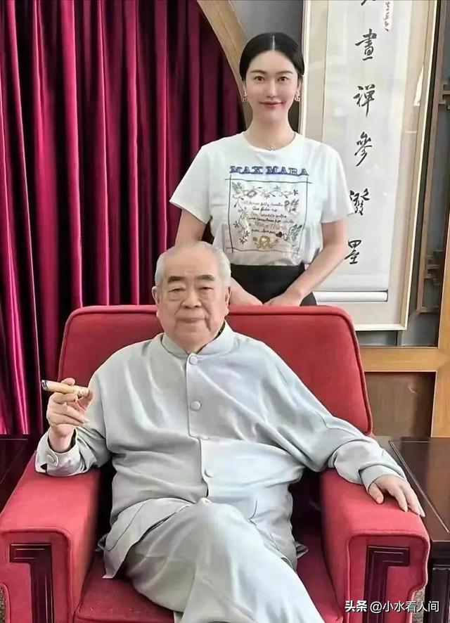 自绝后路不到24小时，范曾担心的事发生	，遭殃的何止小50岁的娇妻