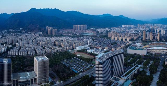 浙江“巨无霸”地级市，土地面积全省第一，温州、绍兴都无法相比
