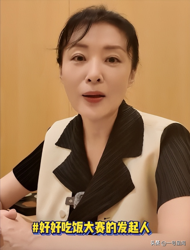 “国家一级演员”王刚，三婚娶小20岁女粉丝，60岁得子
