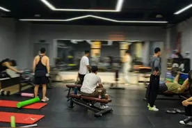 减肥热来袭 过度运动和节食都不行图片