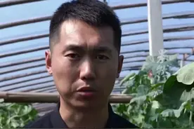 天安门最帅升旗手张自轩转业后，现状十分罕见，如今过得如何？图片