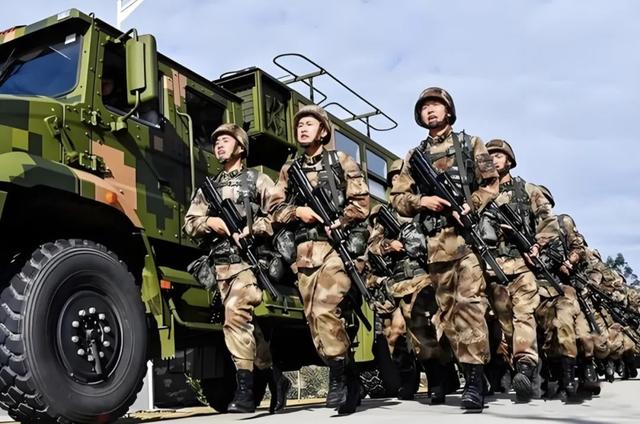 美国战略专家：“美国已没希望了，因为遇到有史以来最强大力量”