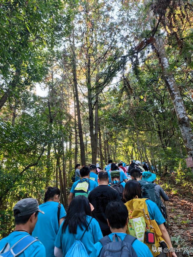 穿越万绿湖大型徒步