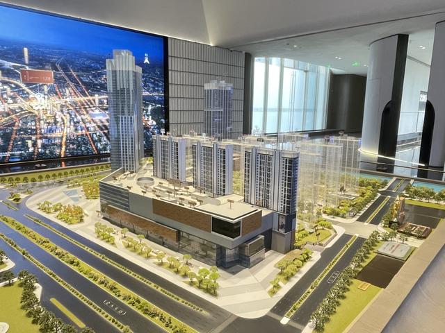 郑东万象城：郑州新兴高端商业地标，预计年底璀璨开业