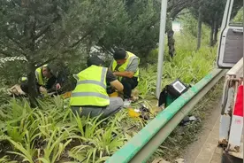 战汛情 保畅通 陕西广电网络连续奋战抢险抗灾图片