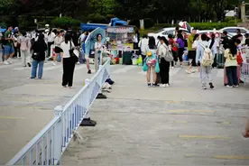 社区居民委员会的工资应该由居民来承担？图片