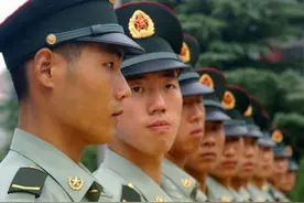 当2年兵还是5年兵，各有什么优缺点？你会怎么选择？图片