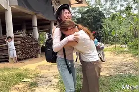 中国女婿到越南为媳妇撑腰，给丈母娘家盖房，荣获全村最好女婿图片