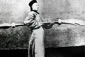 他是末代武状元，力压霍元甲，16岁得免死金牌，却英年早逝图片