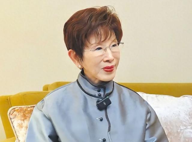 正面硬刚！洪秀柱凌晨发声，怒斥民进党：纪念先烈要你批准？45个方队碾碎台独幻想