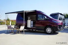 这款二十多万的B型房车实用性真的很强，还是少见的Vanlife风格图片