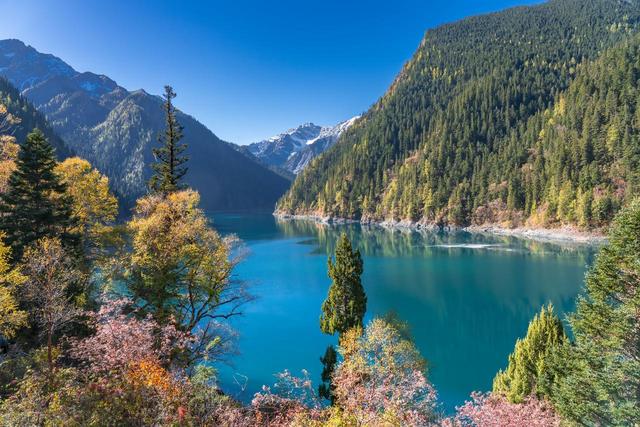 9月-10月的盛大秋景，这8个地方，有登峰造极的秋色盛宴