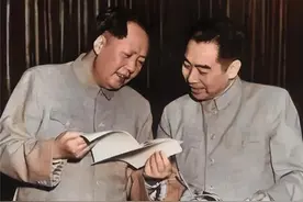 1963年，日本人指称三枚鱼雷击沉我国万吨巨轮，周总理急报毛主席图片