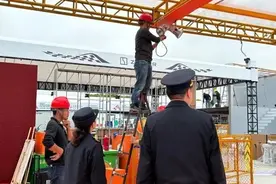 安全落幕，执法部门现场监管F1赛后拆除工作图片