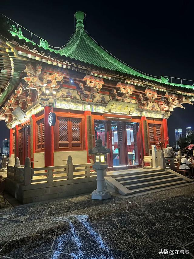 滕王阁:一座楼,一篇序,藏尽千年江南风华,背诵全文还能免票!