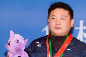 打败十位全国冠军 赢取胡荣华蒋川郑惟桐 湖南史上最大象棋天才传奇图片