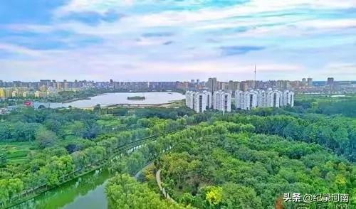 及时回应网友留言全国文明城市柘城县容湖风景区音乐喷泉定期开放