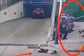 小孩被车碾压后续：试管三次得来，第二天去世，事发时爷爷在身旁图片