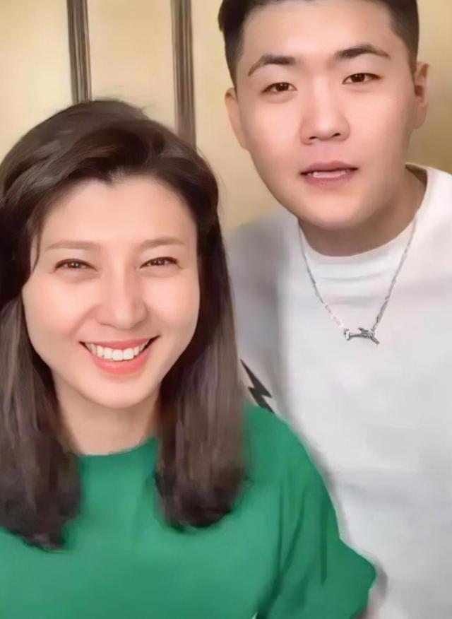 重罚！偷税拔氧气管，官方彻查后闫学晶首露面，彻底洗不白了！