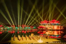 河南开封清明上河园：倒计时2天！十一演艺狂欢节每天200多场演出等你来狂欢！图片