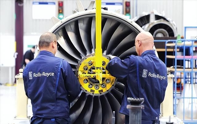 绝不向中国低头！宁愿裁员9000破产	，也不接受中国的帮助