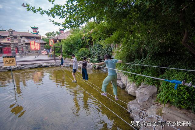 西安2小时，富平中华郡暑假免费水上拓展，灯光秀，感觉还不错