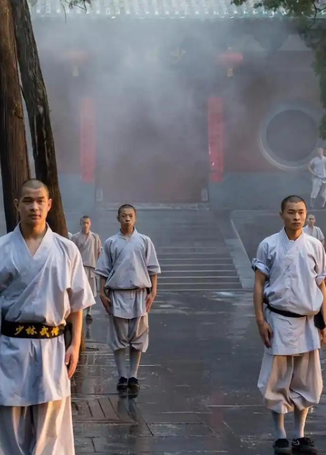 被抓不到2个月，释永信祸水再起，倒霉的几个女人只是冰山一角