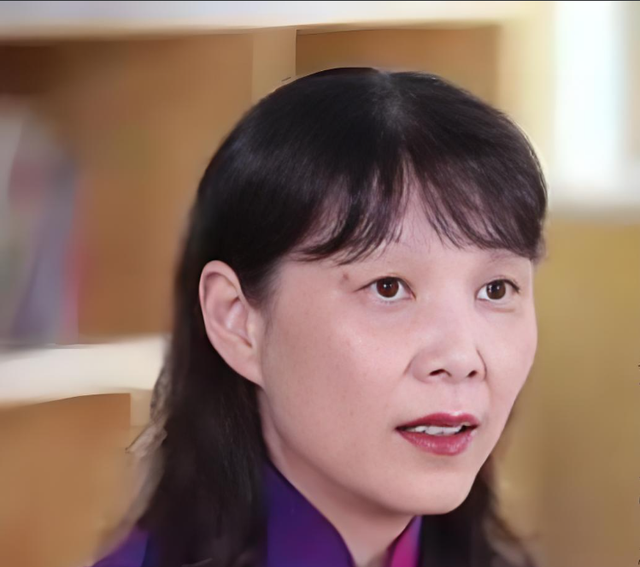 宗庆后出轨小21岁女下属，私照肤白貌美能力出众，难怪他把持不住