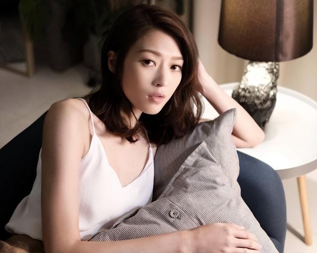 16岁已是人间尤物，4年换20个男人	，找到老实人接盘后收心做人妻