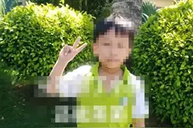 三亚11岁男孩掉进下水道死亡，孩子姐姐：下暴雨有人把井盖打开排积水图片