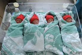 轰动一时的湖南4胞胎：富豪父亲离世留47套房，最后却辍学在家？图片