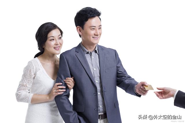 抖音上面的信用卡好下卡吗