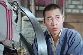 虎妞给祥子买车买房，两人没有过上幸福生活，到底是谁的问题？图片