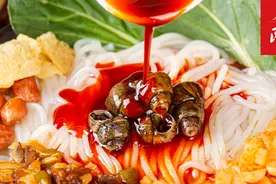 螺蛳粉“官宣”英文名！“嗦粉”经济兴起，各种米粉争相“出圈”→图片