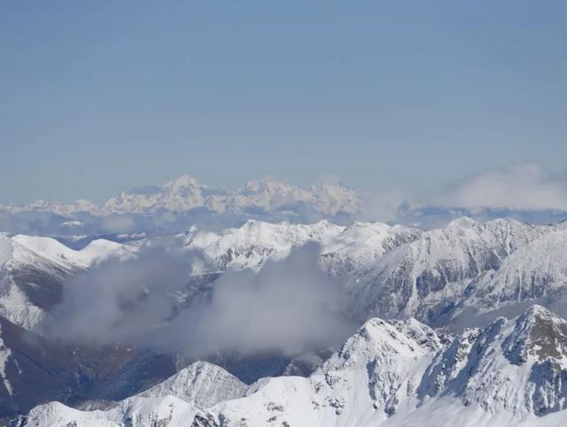 立冬启新章 | 在 4860冰川之巅邂逅冬日限定美好