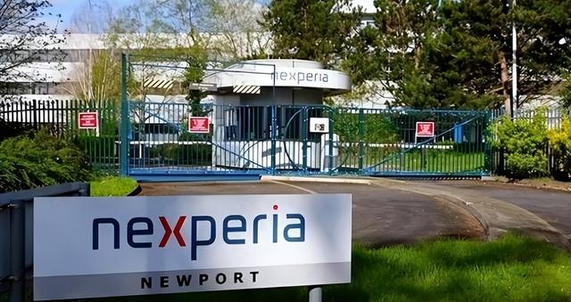 荷兰巨头断供中企晶圆，中国甩出10亿账单反杀！国家这次绝不退让