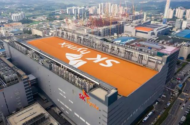 不来北京看阅兵，特朗普下达禁令，不许做两件事，中方反制已到位