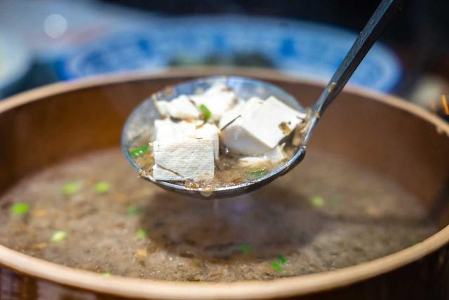 想玩点不一样，这个冬天，让我们去湘西过大年！