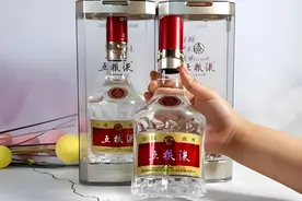 五粮液系列酒有12个，真正的高端嫡系却只有4款，看完涨知识！图片