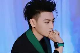 黄子韬账号带货月销售额近2500万元，称将送粉丝10台国产汽车！图片