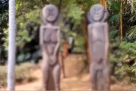 辣眼！5A景区现裸女裸男雕像，景点：这是文化！评论区吵翻了图片