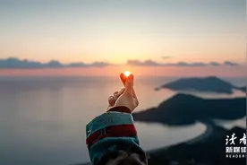 人到晚年，最好别在子女家做这3件事（切记！）图片